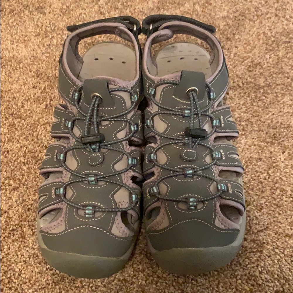 Khombu hiking grey sandal shoes size 8M